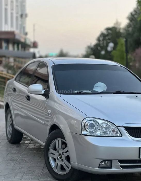 Bi Led fara sotiladi srochna Azoom 4500 talik sertifikati bilan