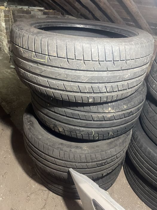 Летни гуми 245/45 /19