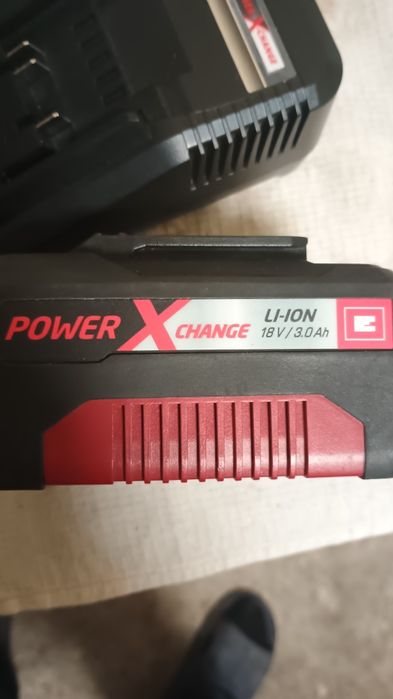 Acumulator 3A și încarcător