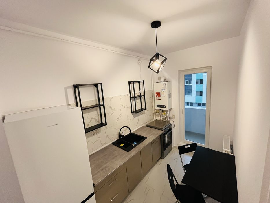 Inchiriez Garsoniera Militari Residence