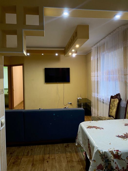 Квартиры по суточно 1,2,3 комнатные имеютсч в наличие: 15 000 тг ...