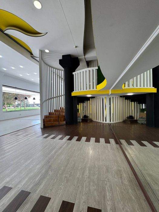 Дархан Хамид Алимджана | 175кв - нежилое помещение вдоль дороги Продаж