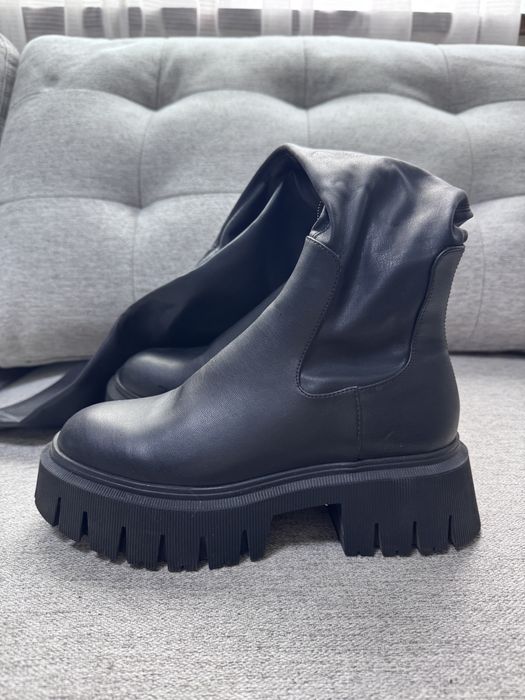 Дамски ботуши Zara 35