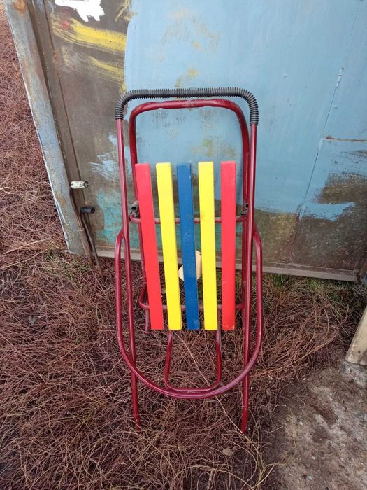 Продам санки с рукояткой