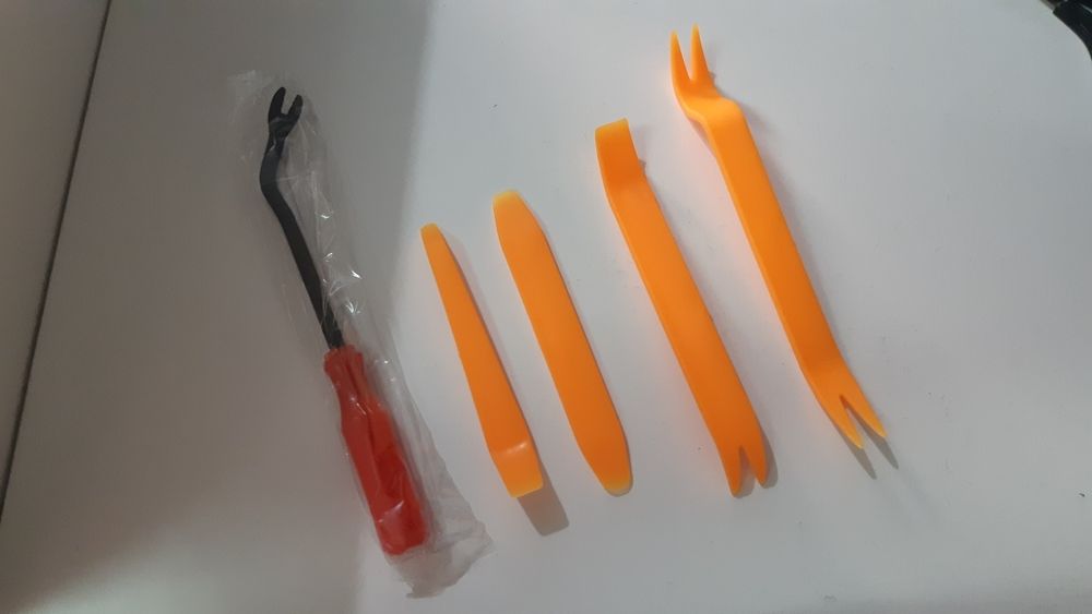 Съёмник обшивки. Набор.