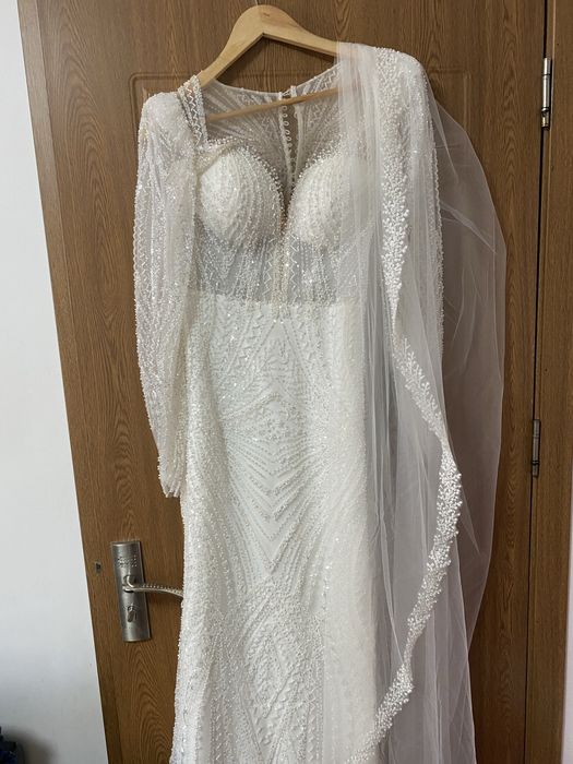 Rochie mireasa superba