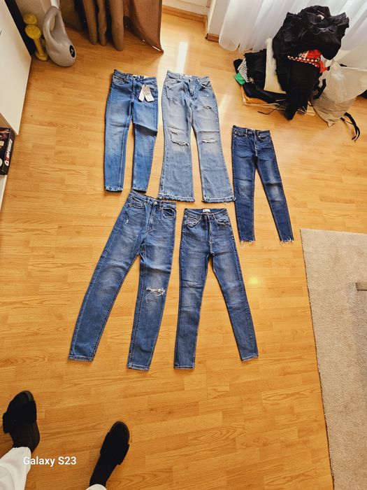 Jeans dama.35 lei bucata