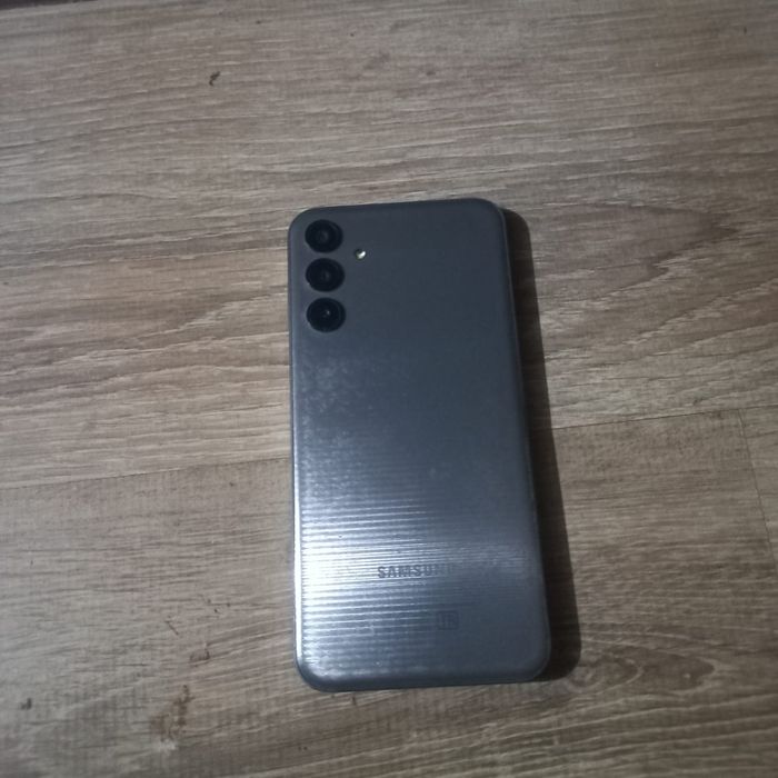 Самсунг Galaxy M15