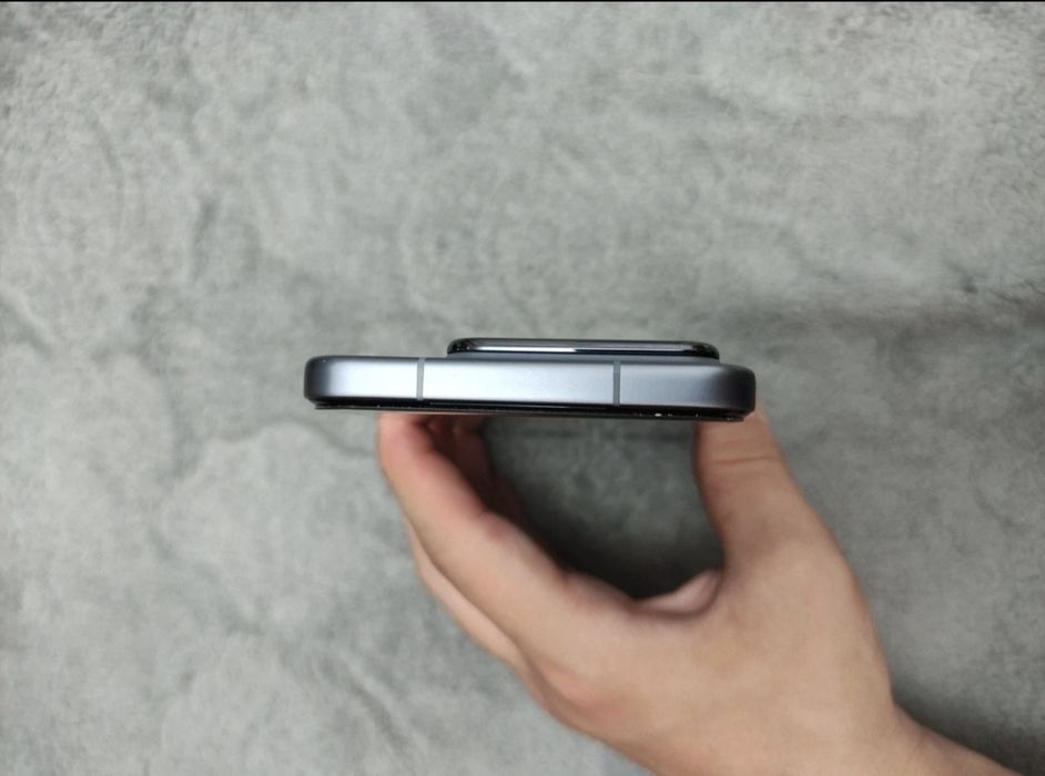 Vând Xiaomi 15 pro
