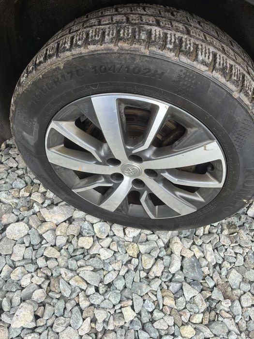 Товарен автомобил Toyota Proace