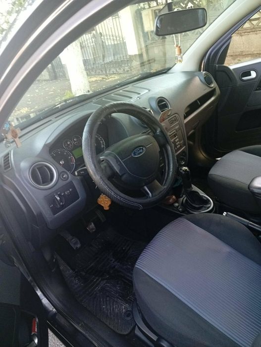 FORD Fusion 0 — imagine 5