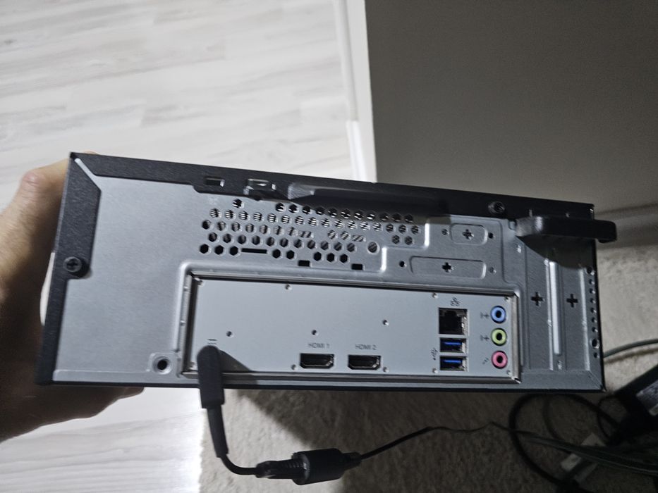 Vând calculator acer aspire x