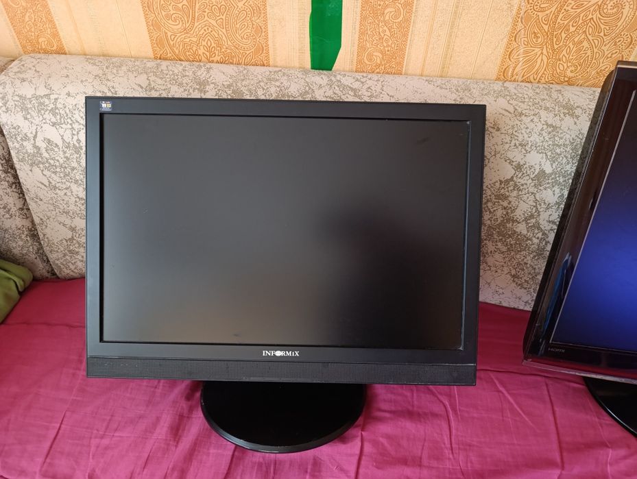 Мониторы Samsung и Informix