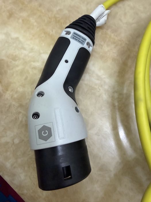 Cablu incarcare masini electrice la priza 220V