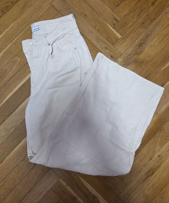 Дамски бежови карго дънки Cropp