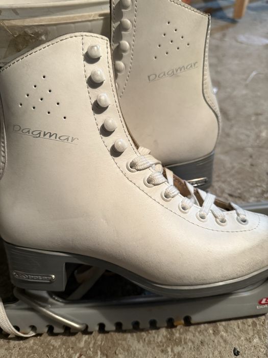 Продам коньки в хорошем состоянии