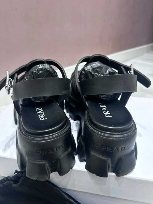 Дамски сандали Prada - 37 номер