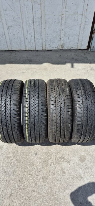 4 anvelope vara Michelin 215/60/16C.Pretul este pe bucata.