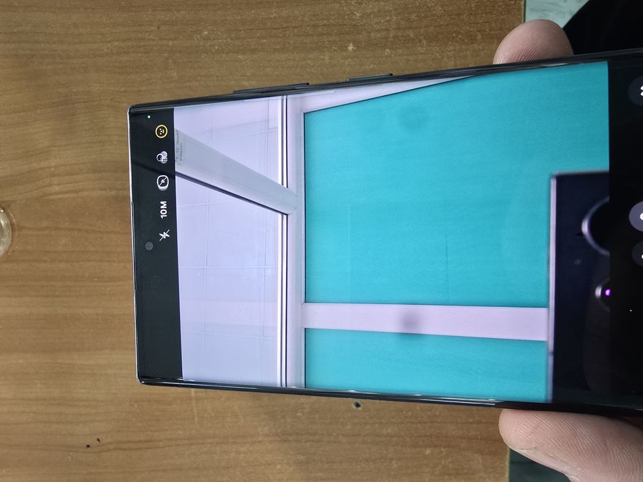 Продам телефон, самсунг с 22 ультра