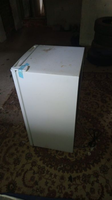 Холодильник Бирюса