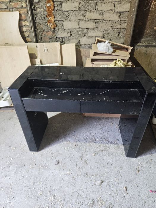 Туалетный столик бу