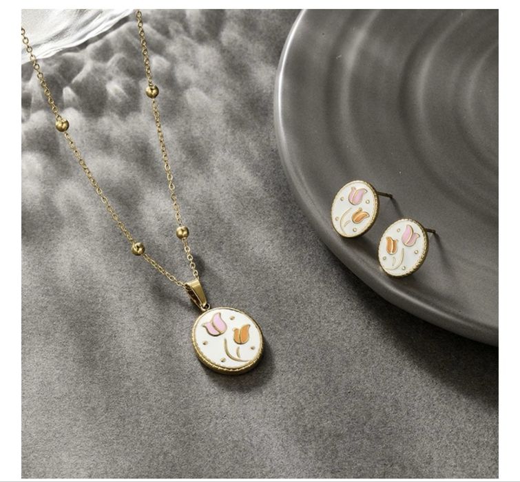 Набор подвеска и серьги-гвоздики