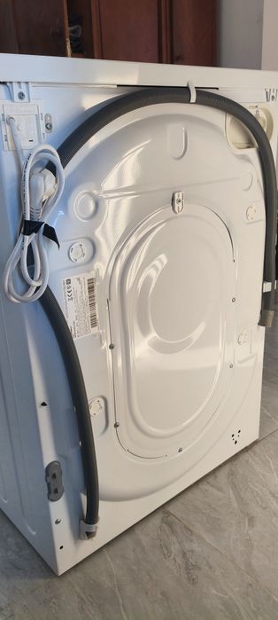 Стиральная машина Indesit IWUB4105