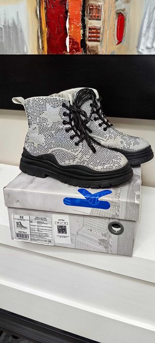 Ботинки на девочку 32