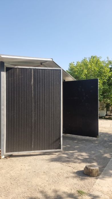 Утепленный гараж из сэндвич-панелей