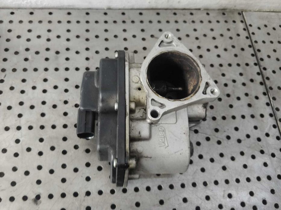 egr 2.0 tdi cbd audi a3 8p a4 b8 a5 8f vw golf 6 passat b7 tiguan 5n  03l131501e