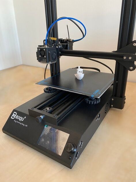 9 броя 3D Принтери 3-D printer