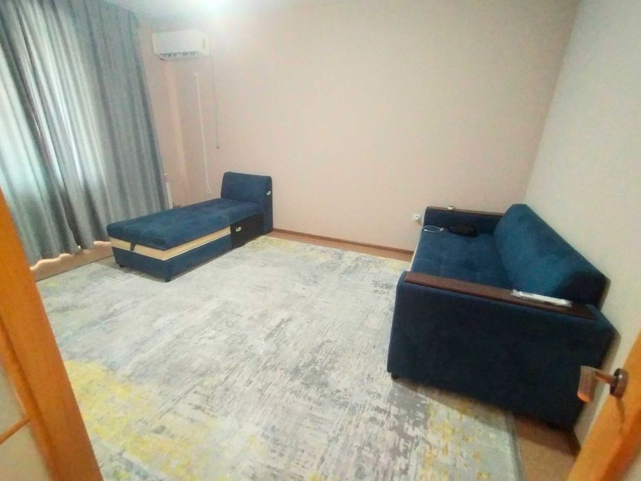 2 бөлмелі пәтер күндікке жалға беріледі