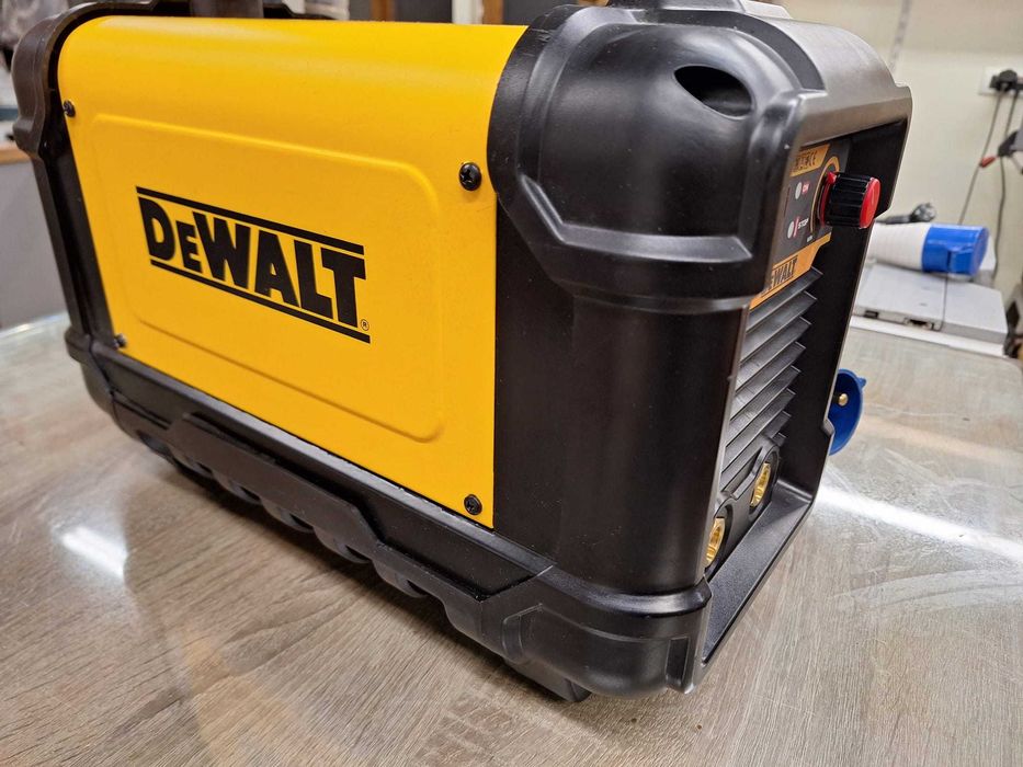 Aparat de sudură DeWALT