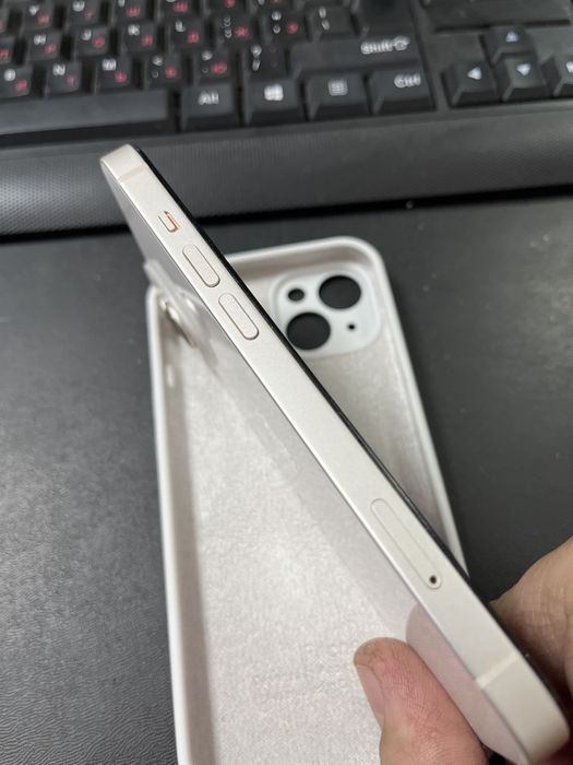 Айфон 14 в отличном состояние