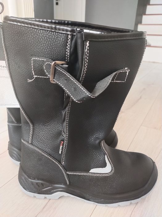 Продам сейфти сапоги