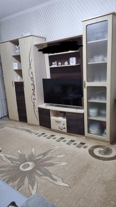 Б/у стенка, состояние нормальное