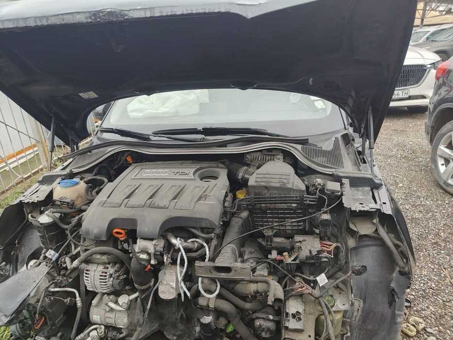 Ауди А1 на части Audi A1 1.6tdi CaY автомат 4 врати 150000км