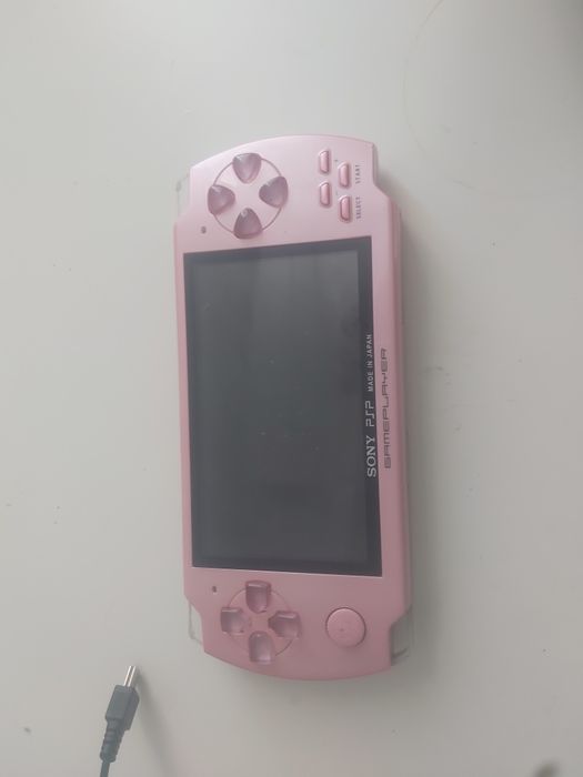Продаю Sony PSP-3000,