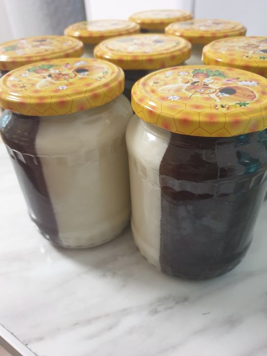 Miere de vânzare diferite sortimente..