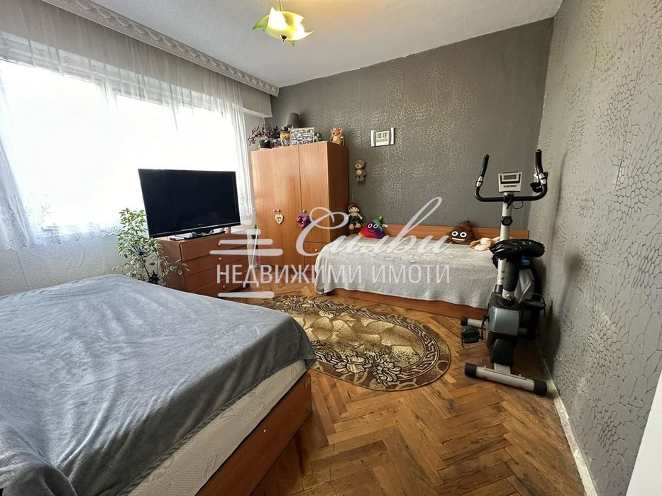 Продава се Тристаен апартамент в Шумен, Болницата - 78 кв.м за 1177 €/кв.м - Снимка #2