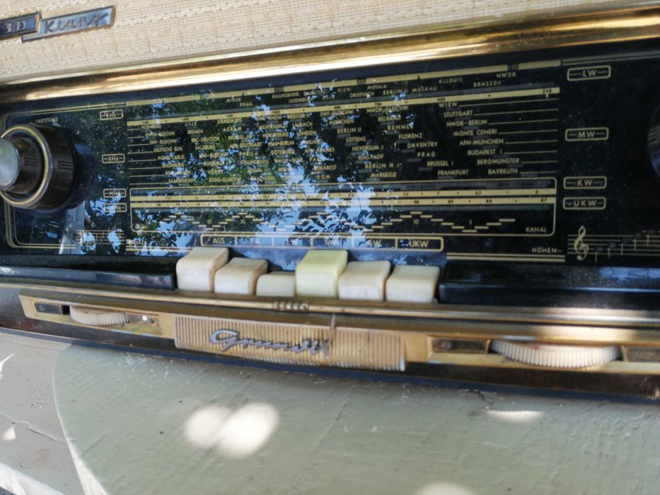 Grundig vintage collection classic radio