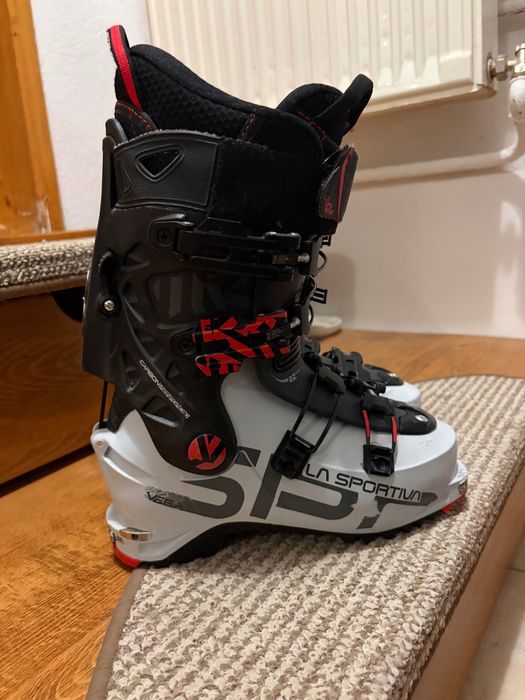 Clapari de tura la sportiva