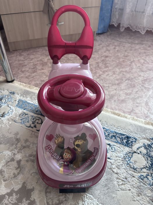 Машинка каталка,для детей