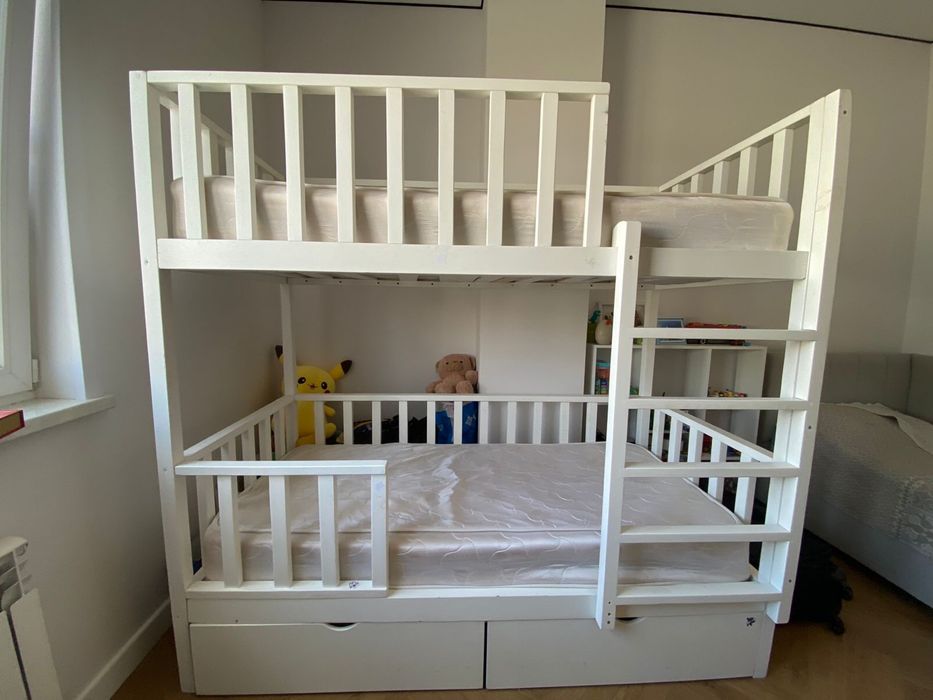 Кровать двухярусная