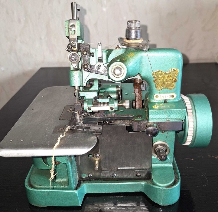 Оверлок GN1-2 электрический