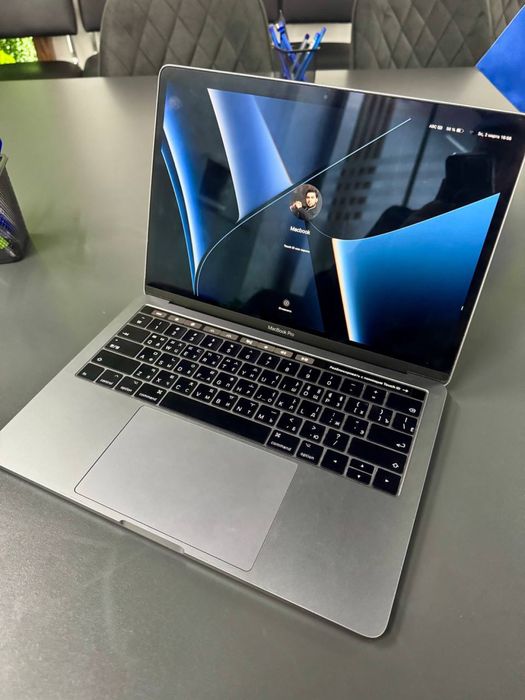 MacBook Pro 256 GB