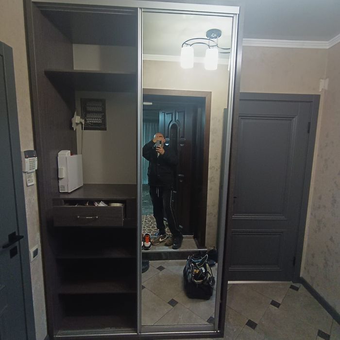 Шкаф купе в отличном состоянии!