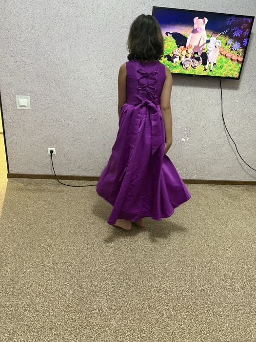 Платье покупали за 100$