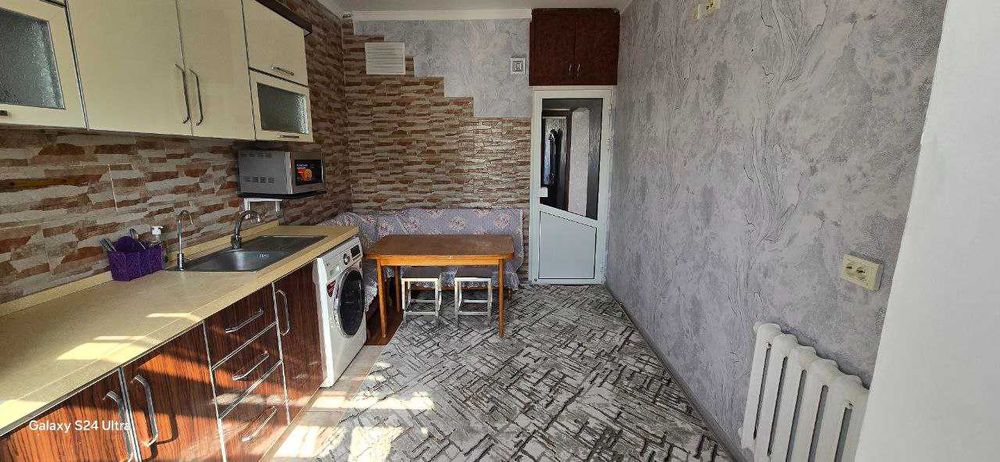 2х Комнатная Квартира Ориентир: 127 школа Яккасарайский Район