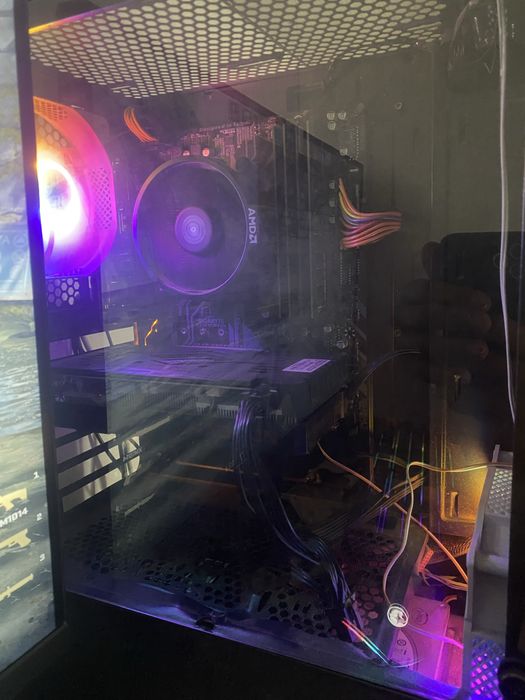 Vand pc gamin URGENT IEFTIN